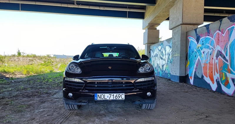 Porsche Cayenne cena 102000 przebieg: 264000, rok produkcji 2011 z Olsztyn małe 379